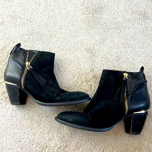Steve Madden Black and Gold Booties, Size 7